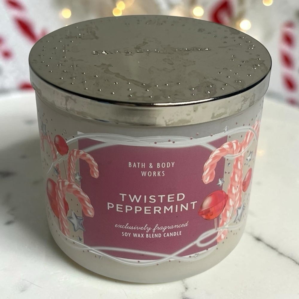 Bath & Body Works Twisted Peppermint 3 Wick Scented Candle  14.5 oz